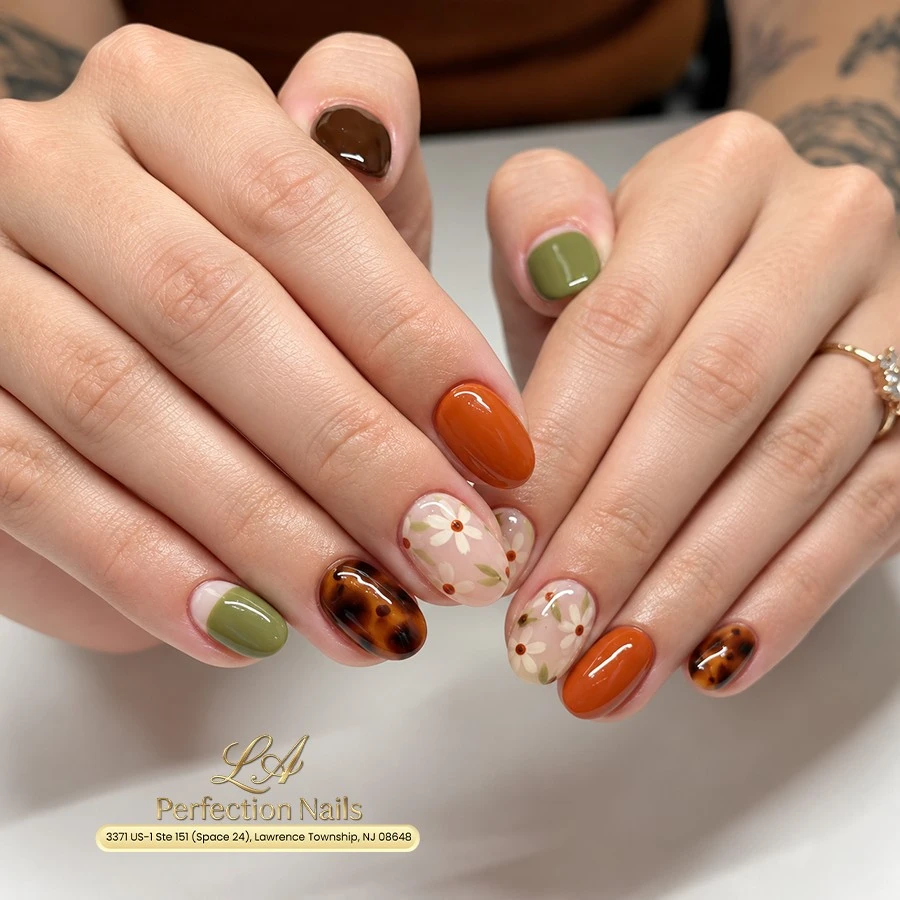 Halloween Nail Art Oct 15 2026